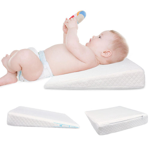 Babykudde med lutning